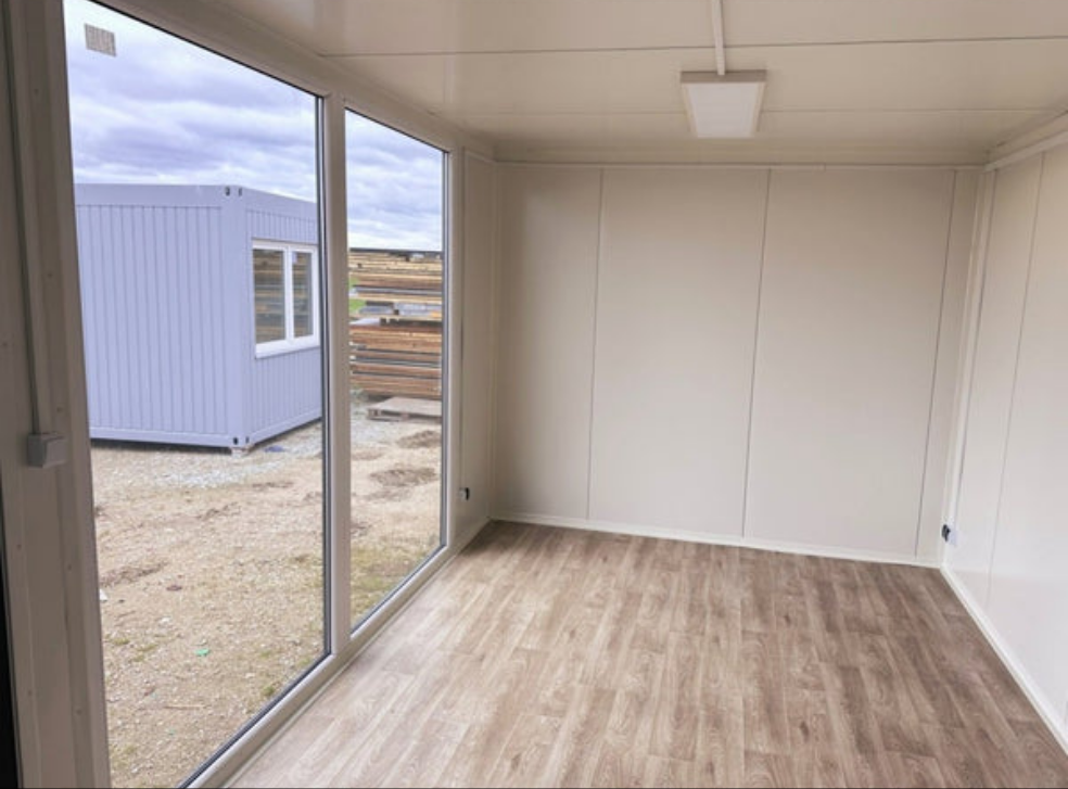 CONTENEDOR PABELLÓN COMERCIAL 3×7 GRANDES ESCAPARATES