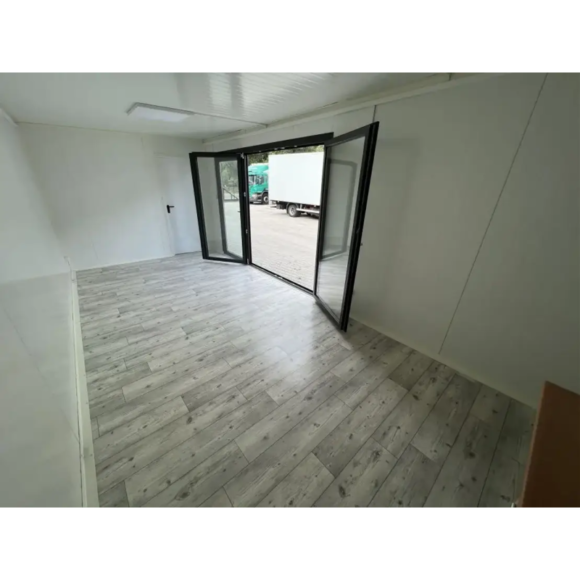 Contenedor de 11×3 metros (33 m²)