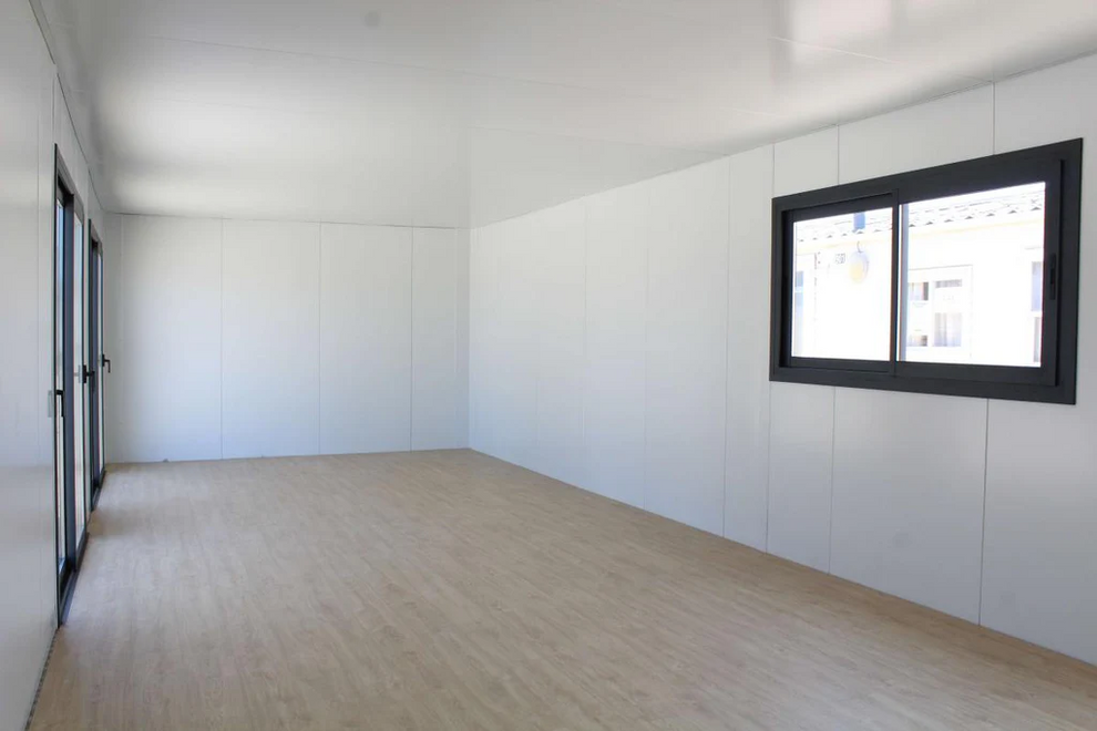 Módulo KVIP diáfano forrado madera y viroc B955