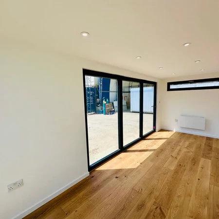 Oficina de Jardín 20x8ft CONVERSION DE CONTENEDOR DE TRANSPORTE A MEDIDA | Edificio Portátil