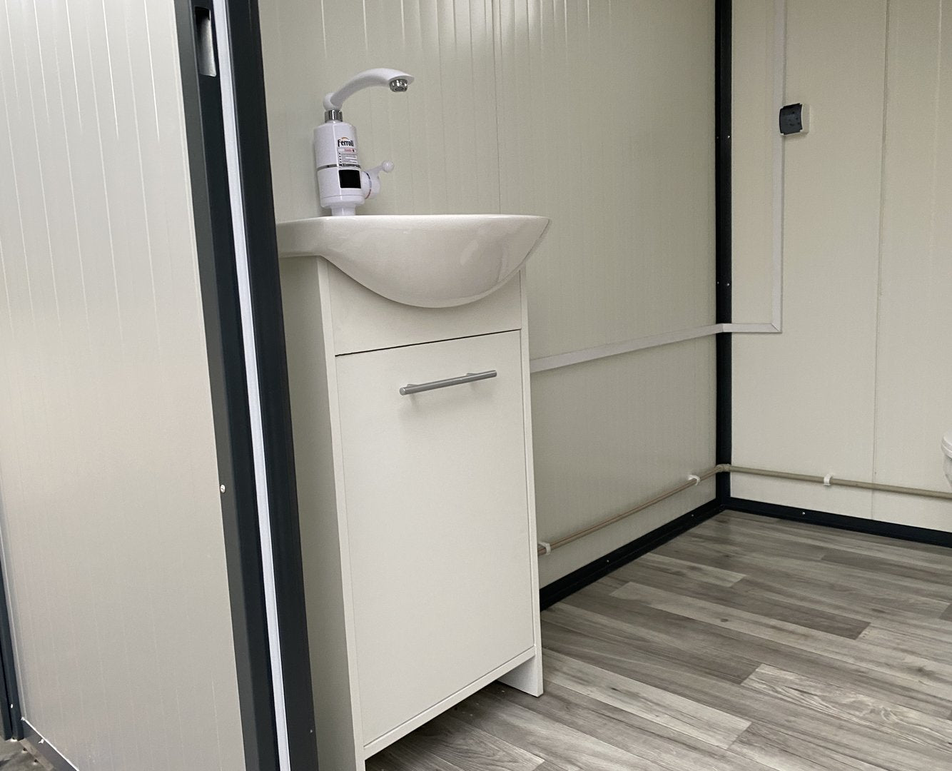 Contenedor sanitario doble 3,00 x 2,00m