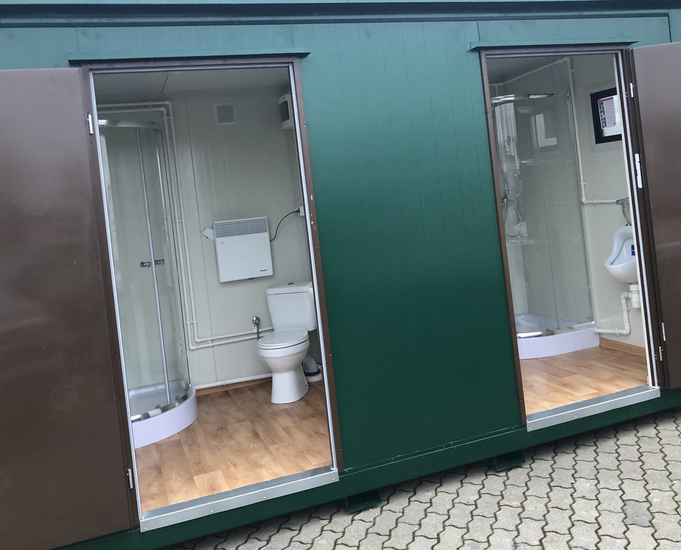 Contenedor de ducha de 4x2 metros