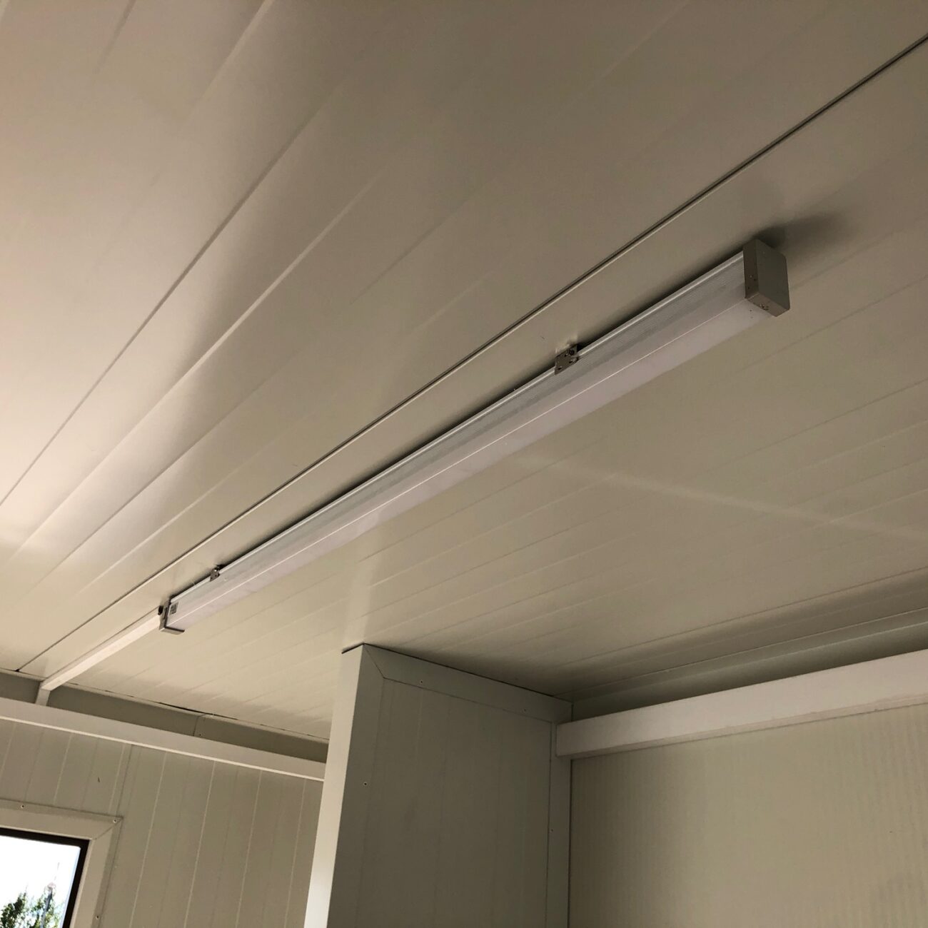 Contenedor de panel sándwich con aseo, aseo para discapacitados, 6,00×3,00
