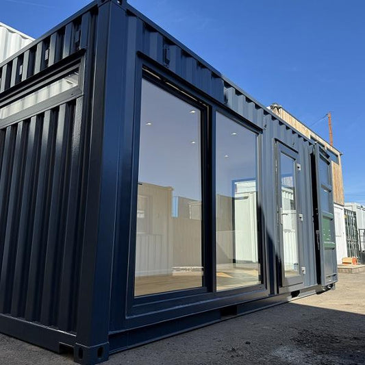 CONVERSIÓN PERSONALIZADA DE CONTENEDOR DE ENVÍO DE 20 x 8 pies | Edificio portátil | Oficina de jardín