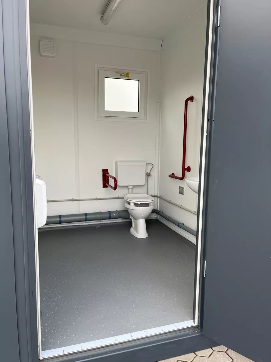 Contenedor sanitario de 20 pies D / H / compartimento para silla de ruedas
