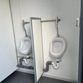 Contenedor sanitario de 20 pies D / H / compartimento para silla de ruedas